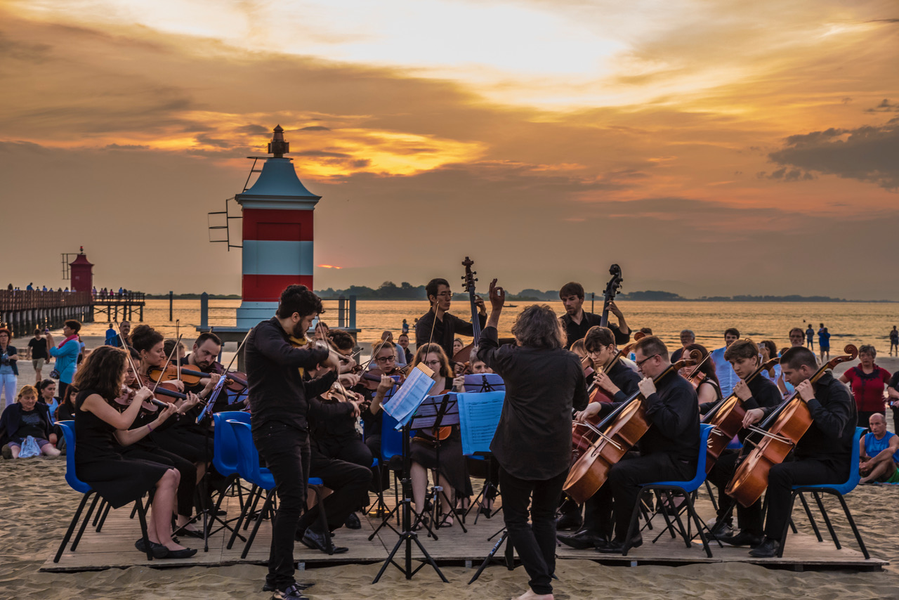 lignano-solstizio-con-concerto-allalba