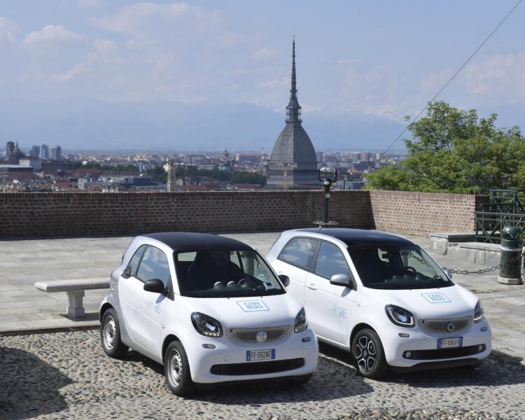 car-sharing-a-sostegno-di-just-the-woman-i-am