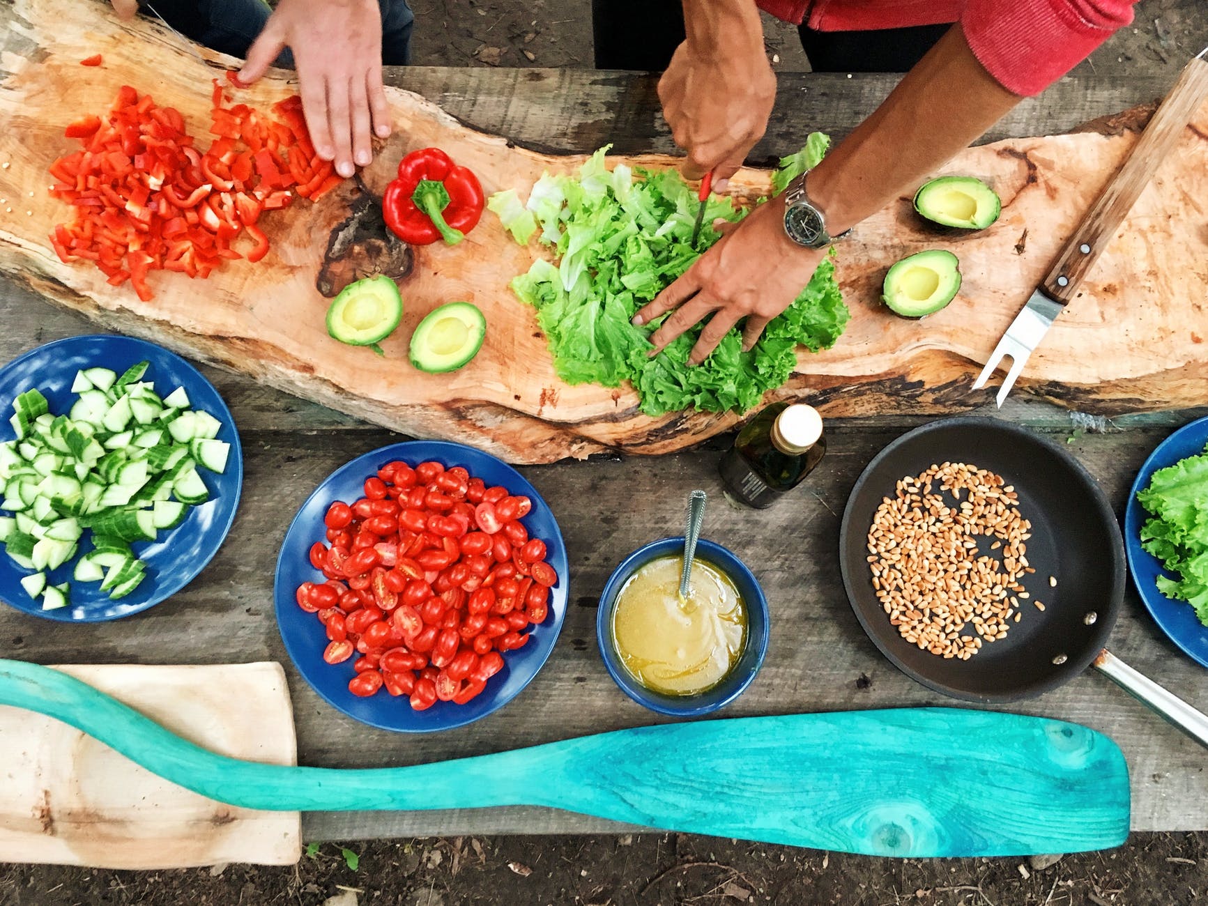 italiani-pessimisti-si-sta-e-si-cucina-di-piu-a-casa