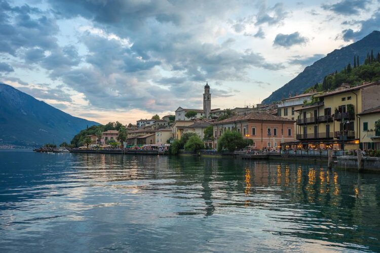 centopercento-garda-21-ottobre-lenogastronomia-gardesana-raccontata-in-tredici-inedite-cene-dautore