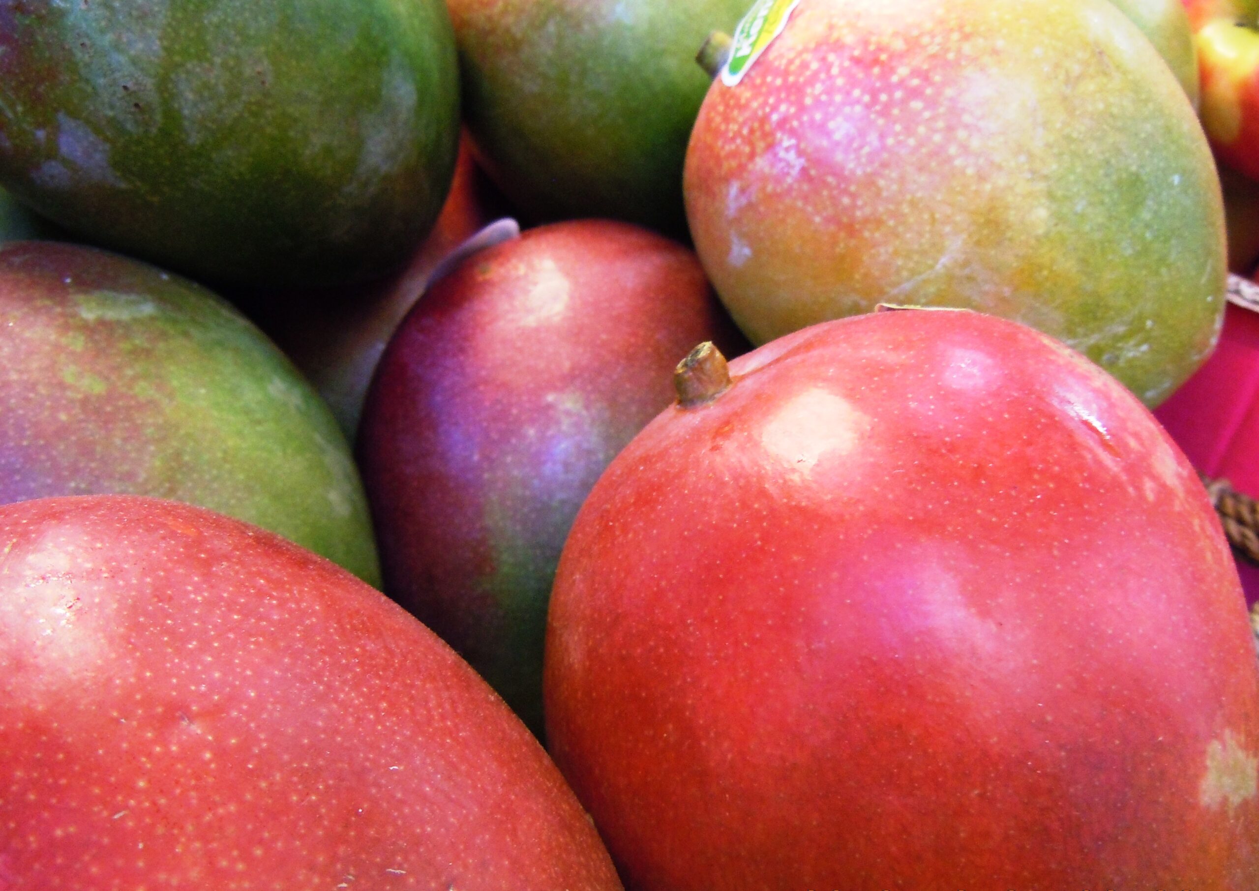 sicilia-si-produce-sempre-piu-frutta-tropicale